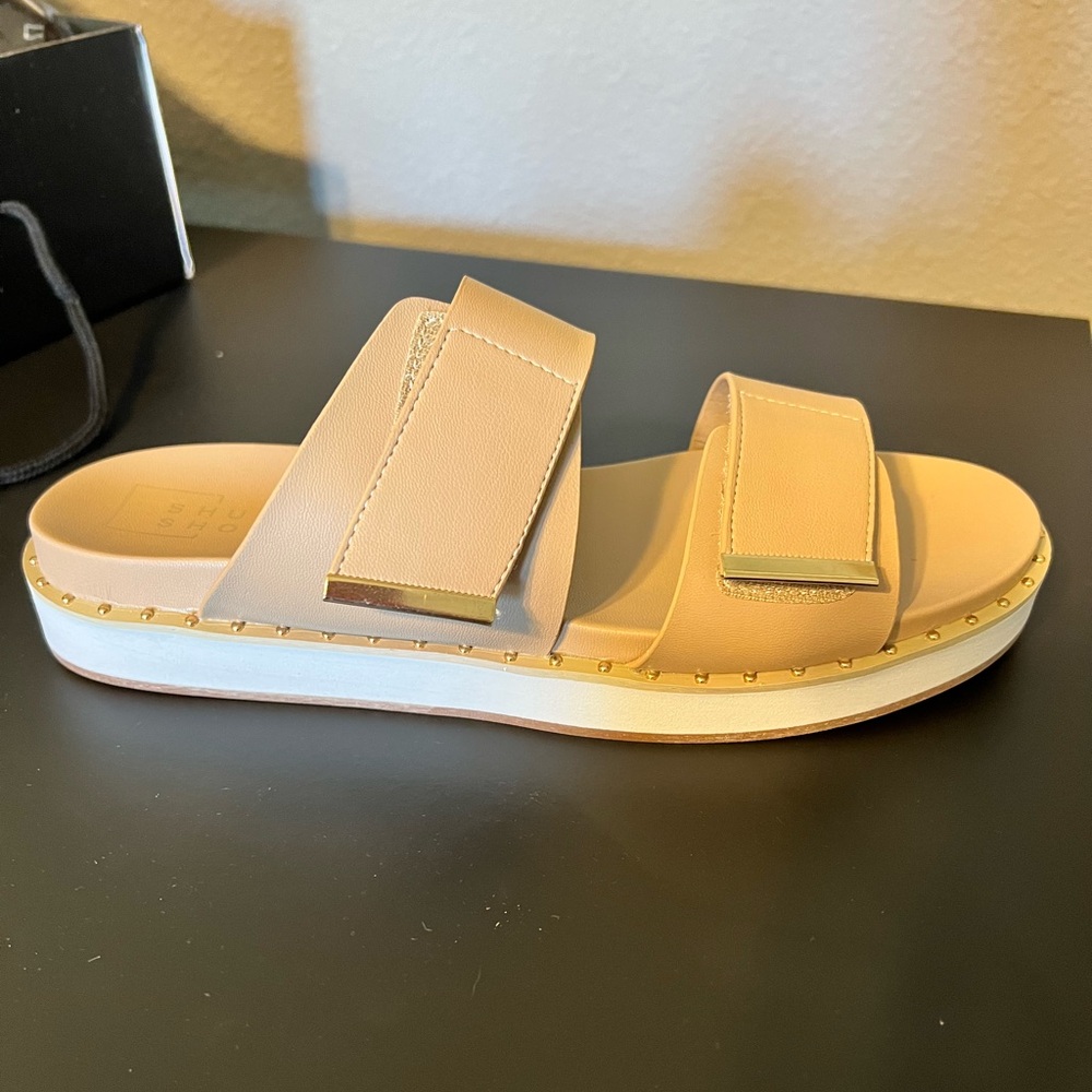 NWT ShuShop’s Bethany sandal in nude (and Velcro straps)